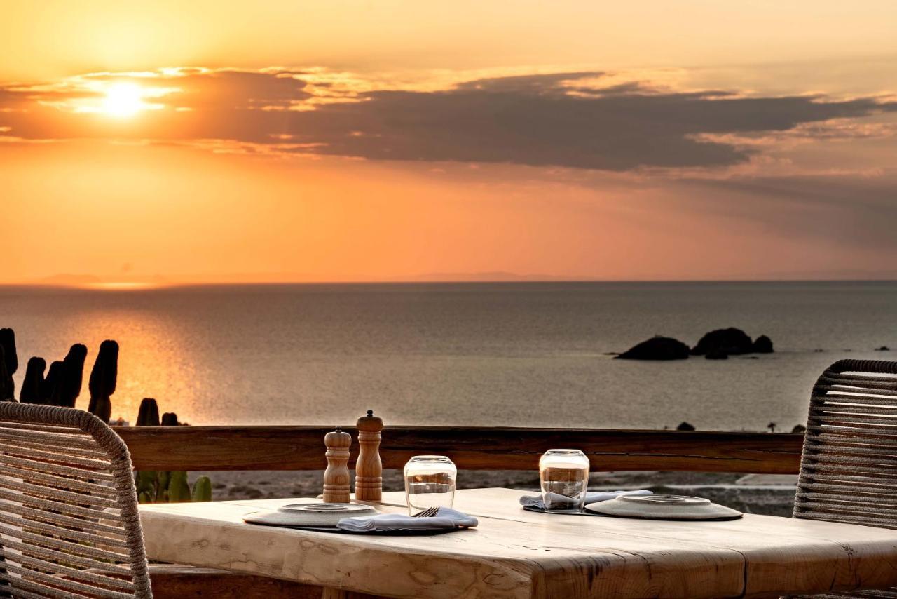 Отель Mythic Paros , Adults Only Айя-Ирини-Парос Экстерьер фото
